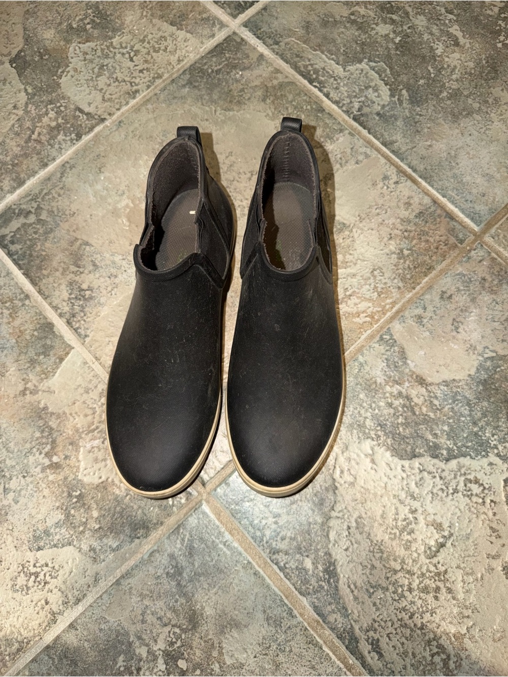 Bogs Kicker Rain Chelsea slip-on boots.